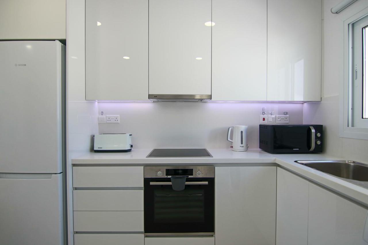 Phaedrus Living: Seaview Luxury Flat Limnaria 114 Apartment Paphos Exterior photo