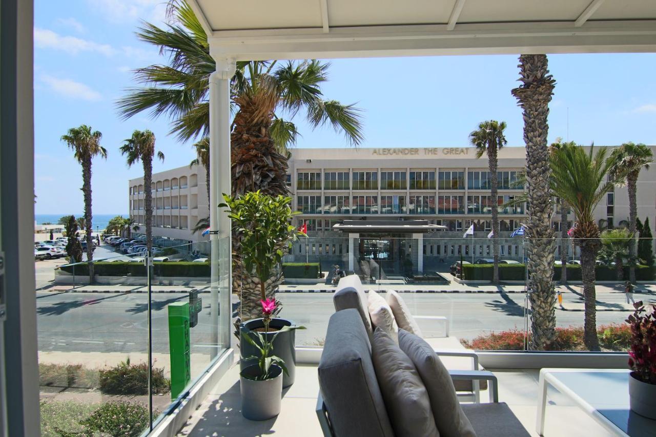 Phaedrus Living: Seaview Luxury Flat Limnaria 114 Apartment Paphos Exterior photo